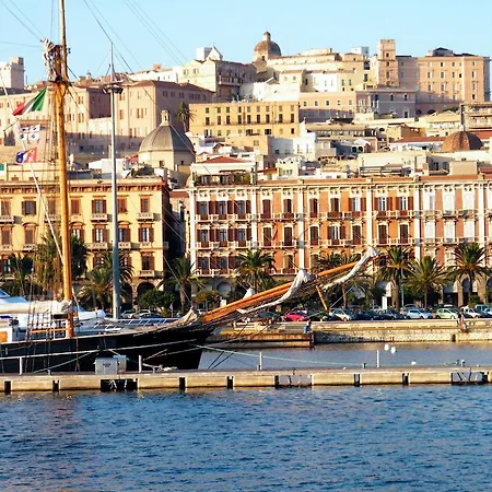 Apartment Casa 800 Cagliari